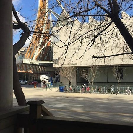 Cozy Downtown Private Rooms Near Ago โตรอนโต ภายนอก รูปภาพ