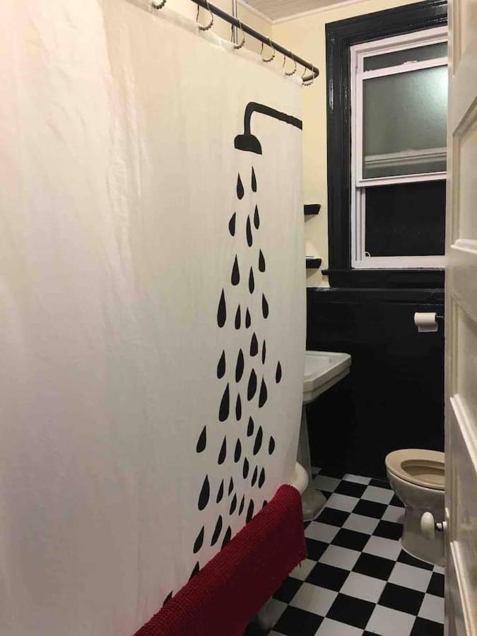 Cozy Downtown Private Rooms Near Ago โตรอนโต ภายนอก รูปภาพ